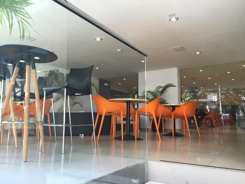 Hotel Ramada By Wyndham Via Argentina