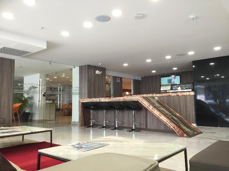 Ramada By Wyndham Via Argentina Hotel Ciudad de Panamá