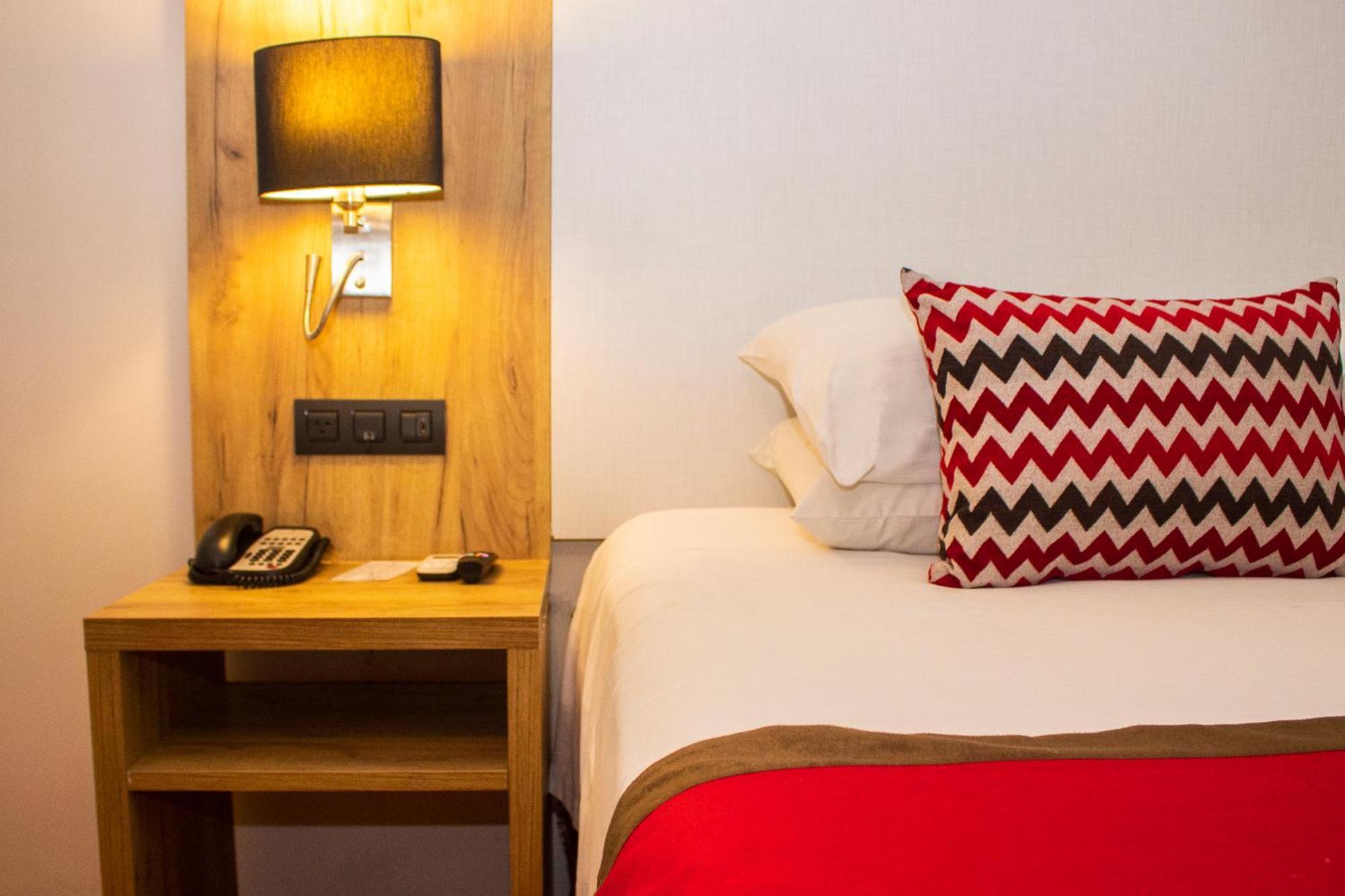 Ramada By Wyndham Via Argentina 4*