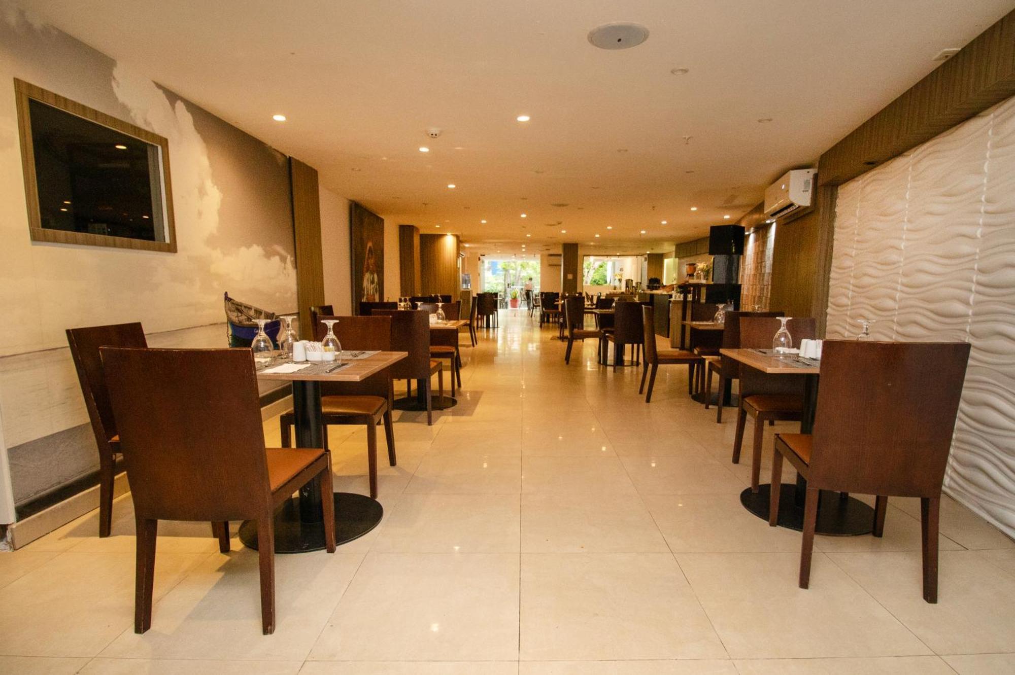 Hotel Ramada By Wyndham Via Argentina Ciudad de Panamá