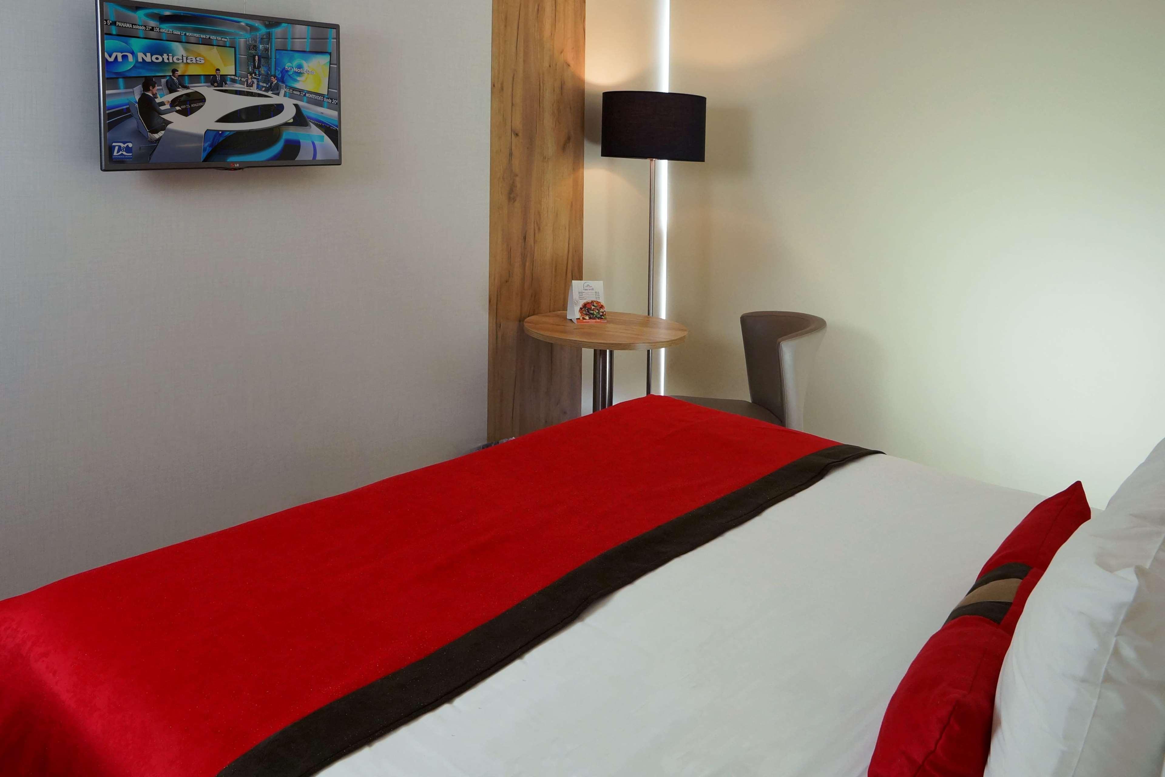 Ramada By Wyndham Via Argentina 4*